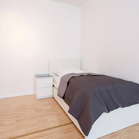 Exclusive 2-Room Souterrain Apartment Nuremberg ภายนอก รูปภาพ