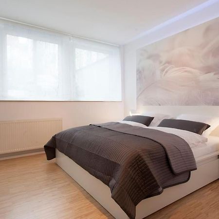 Exclusive 2-Room Souterrain Apartment Nuremberg ภายนอก รูปภาพ