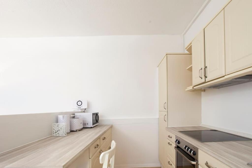 Exclusive 2-Room Souterrain Apartment Nuremberg ภายนอก รูปภาพ